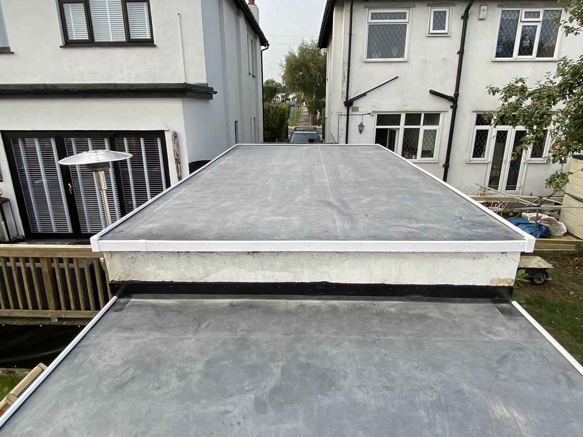 EPDM_rubber_roof_a