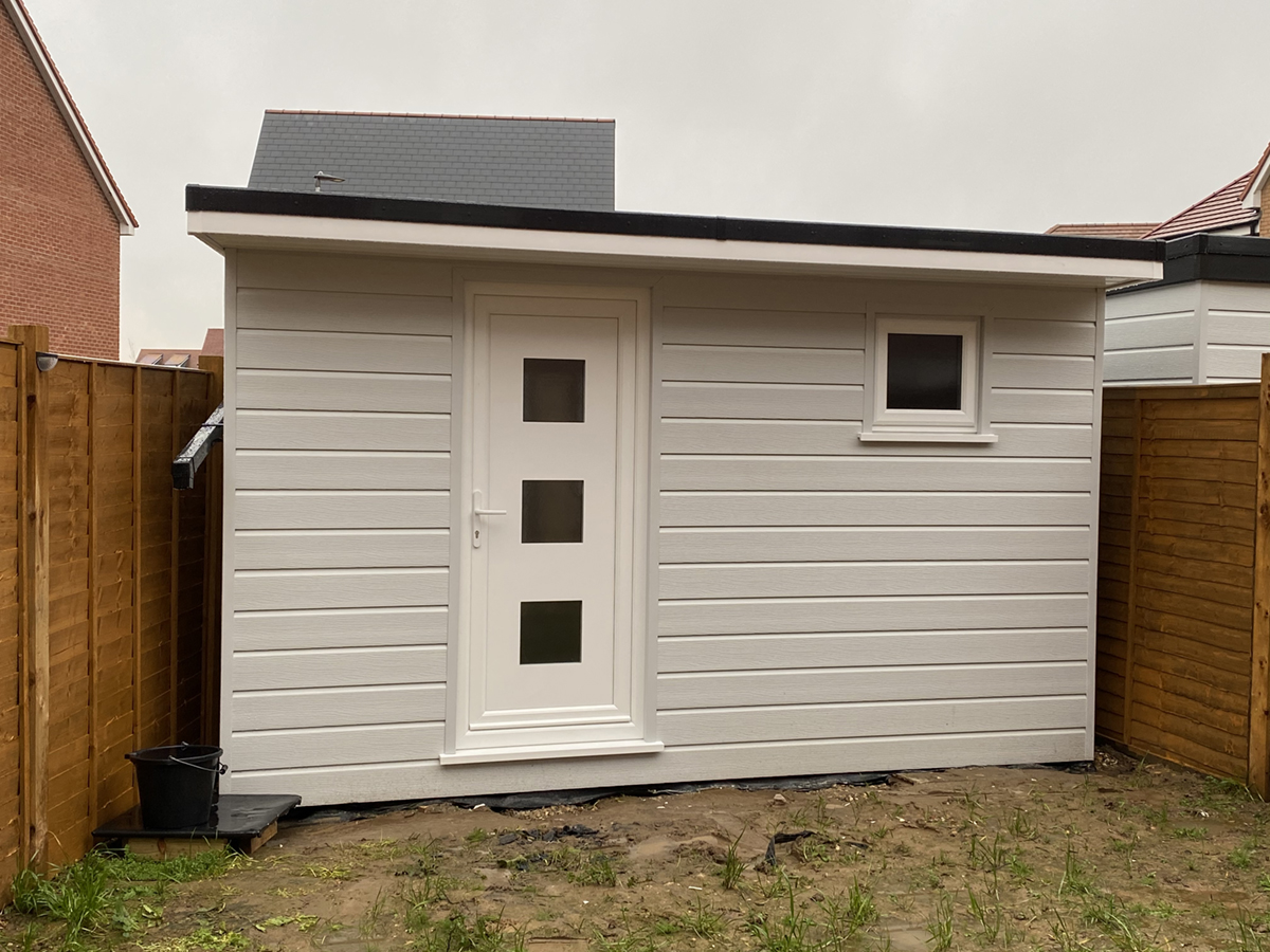 GARDEN BUILDING