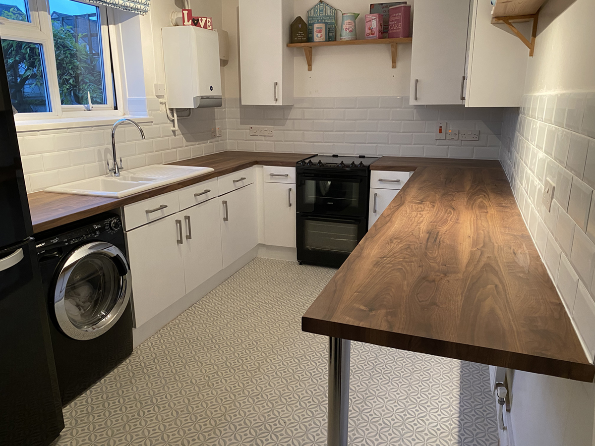 KITCHEN INSTALLATION