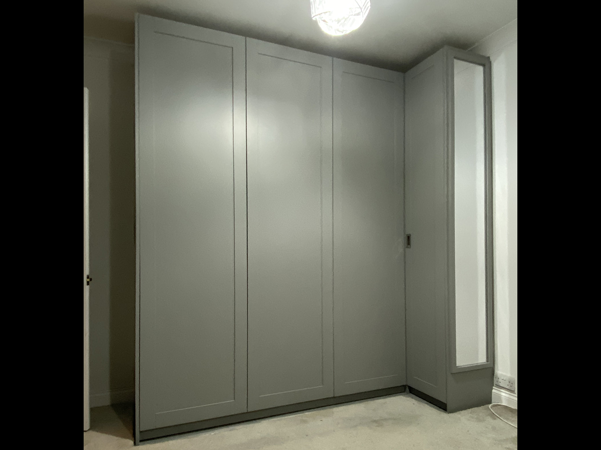 FITTED WARDROBES