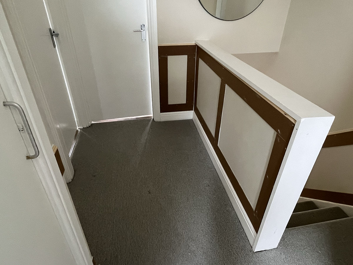 STAIRS/LANDING PANELLING