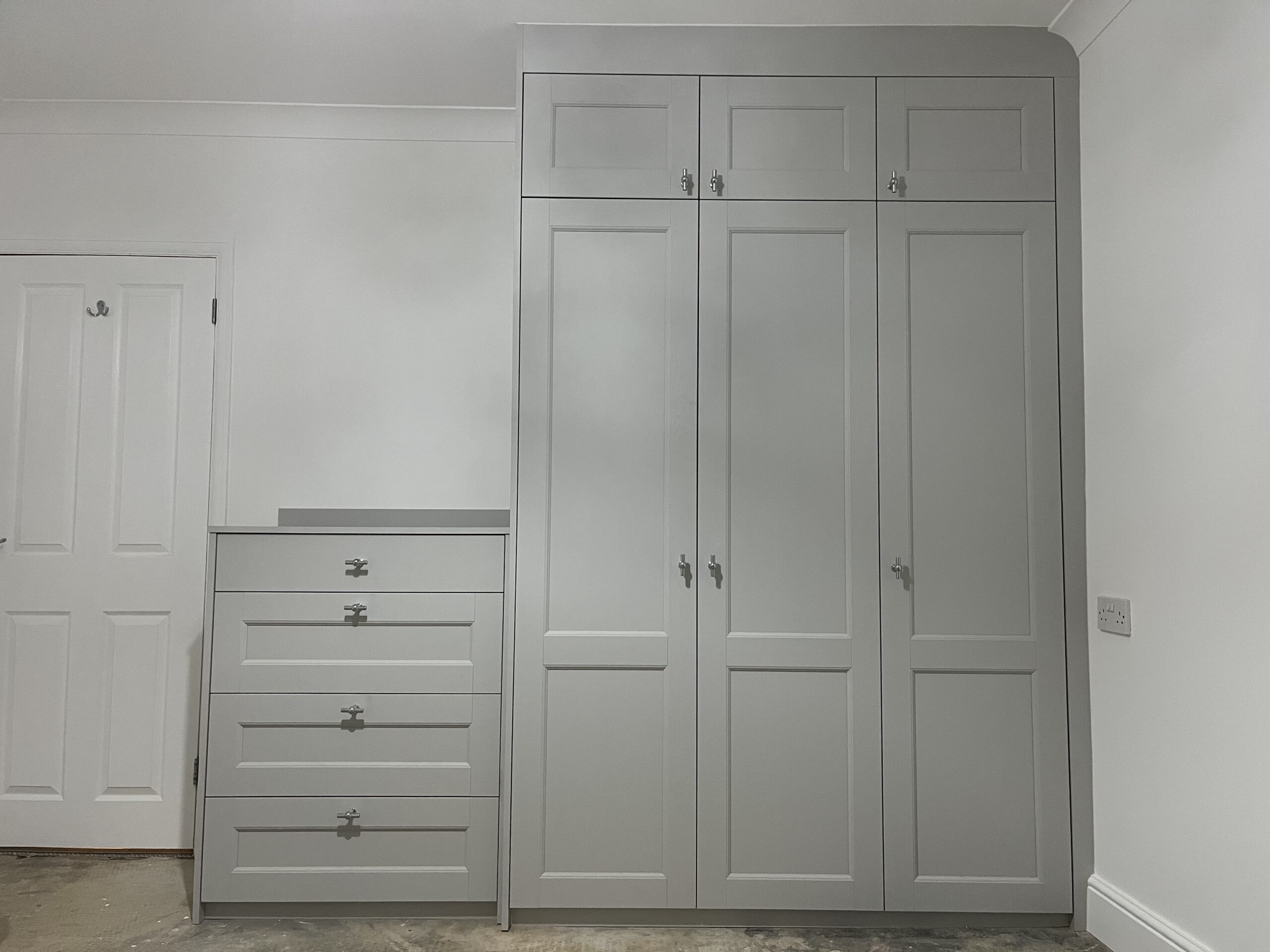 FITTED WARDROBES – ROCHFORD