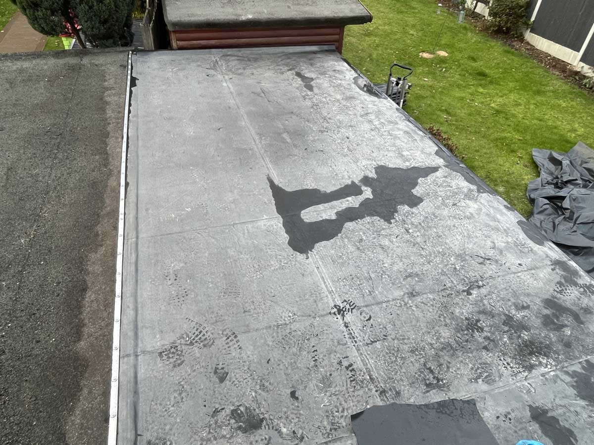 GARAGE EPDM RUBBER ROOF